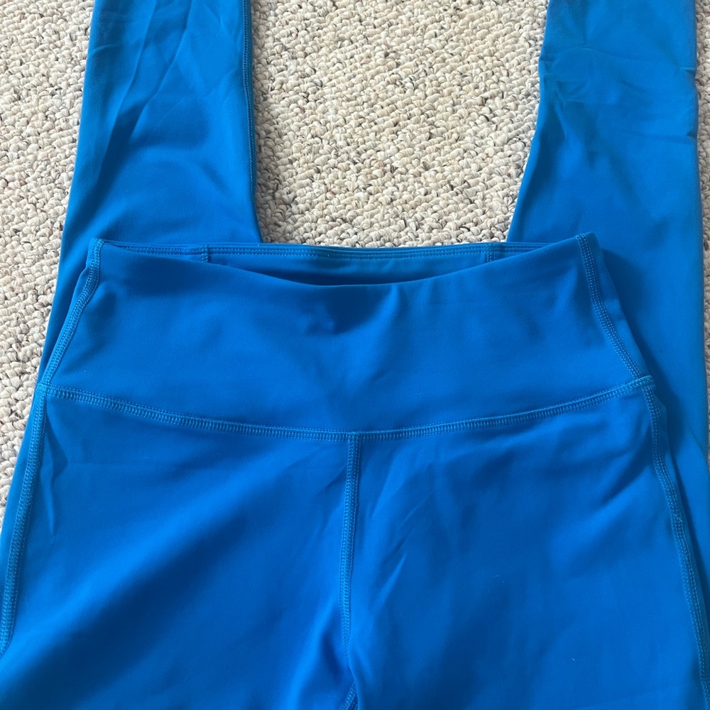 Blue yoga pants small